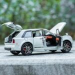 Rolls Royce Cullinan Alloy Diecast Model Car 1/20 Scale with Openable Pull Back Car Vehicle Toy for Kids